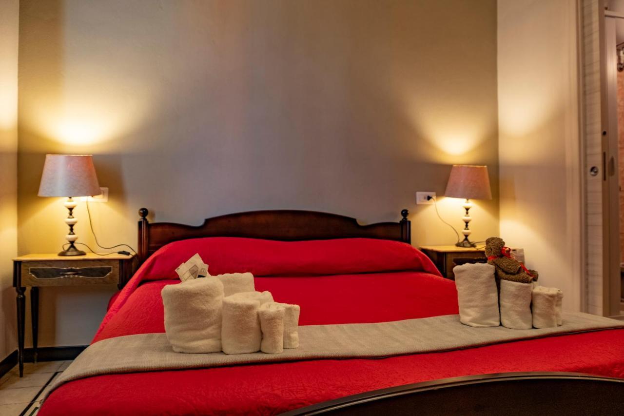 Domo Sa Barra Bed and Breakfast SantʼAntìoco Buitenkant foto