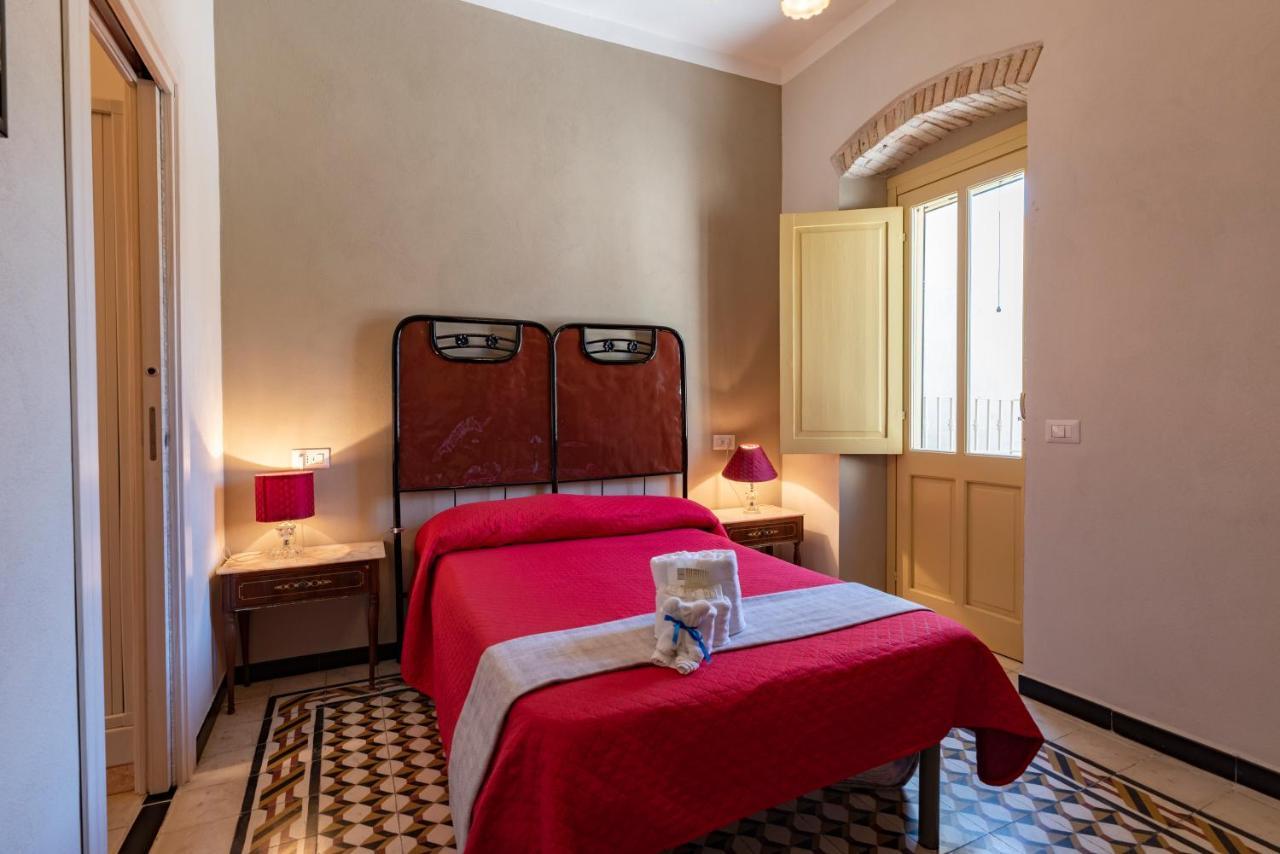 Domo Sa Barra Bed and Breakfast SantʼAntìoco Buitenkant foto